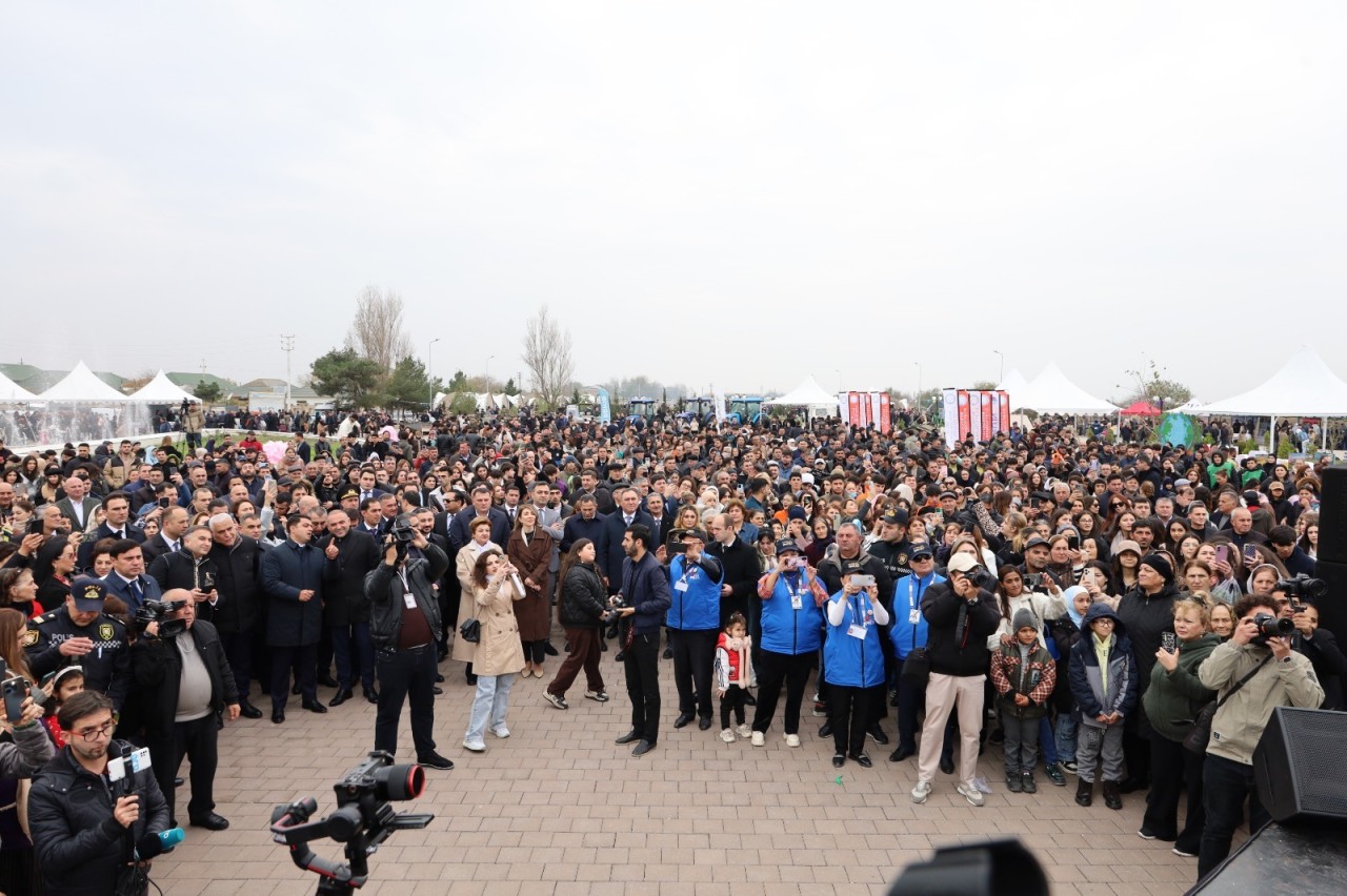 Balıq ətri, kulinariya şousu və su macərası: Neftçala Festivalı böyük marağa səbəb oldu